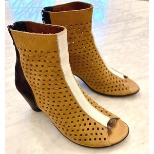 Arche Perforated Nubuck Peep Toe Booties Tan Comfort Heel EU38 US 8